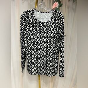 Premise Studio Black White Geometric Print Long Sleeve Top Size L NWT